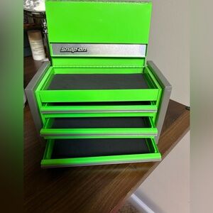 Snap on desk box. Top half